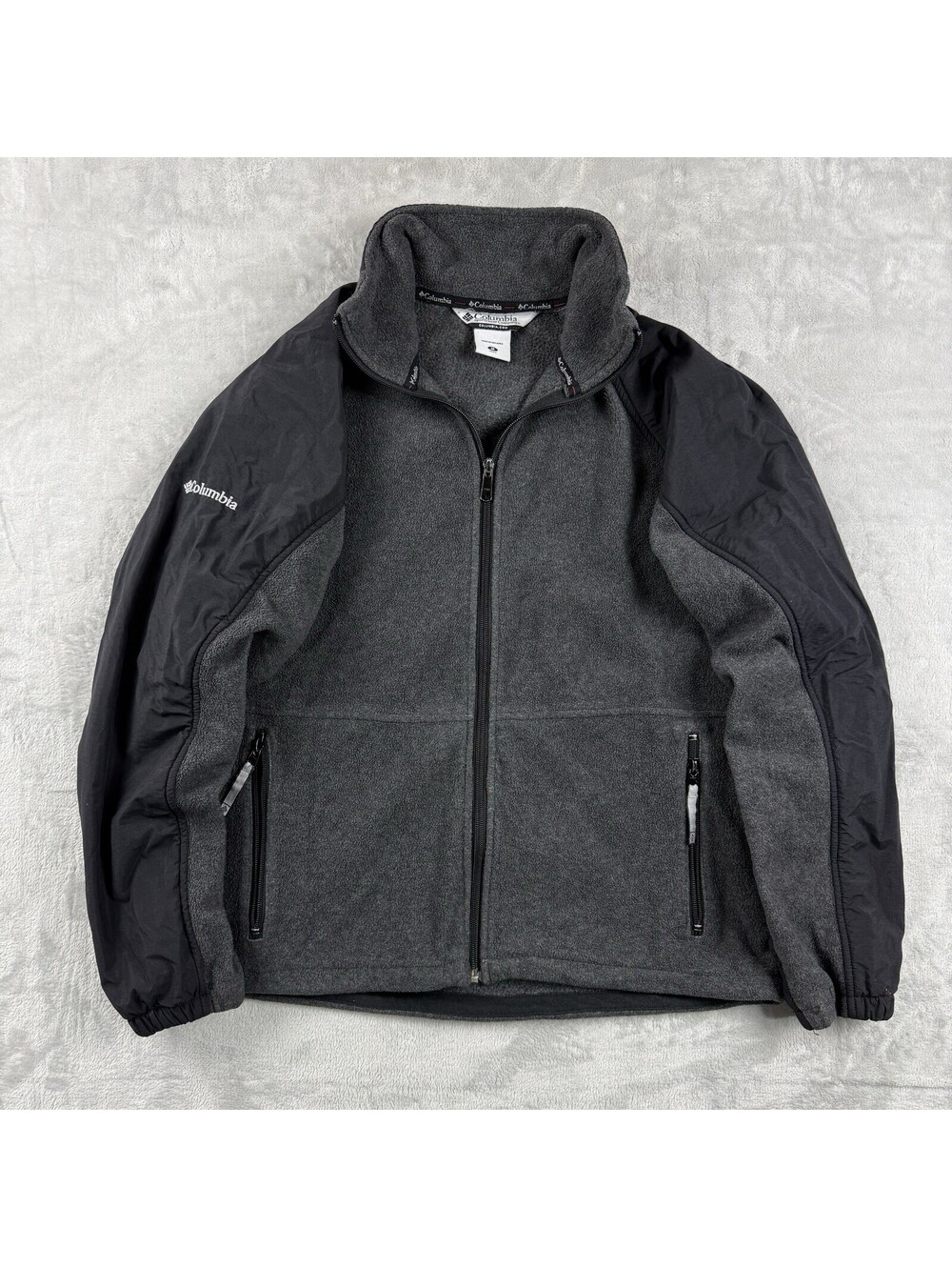 Y2K Columbia Gray Black Full Zip Fleece Jacket Men’s M Panel Outdoor Gorpcore